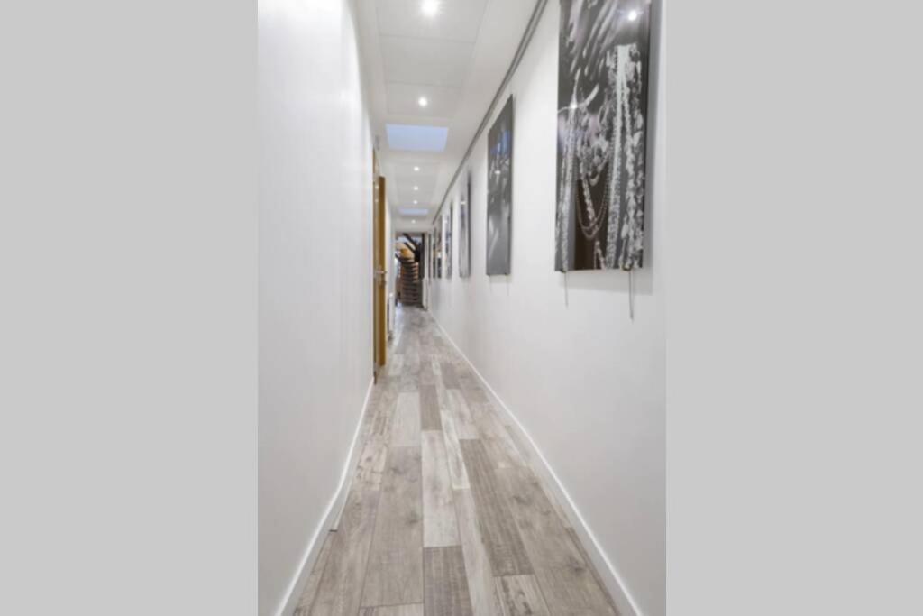 Reims Centre : Appartement Lumineux Et Atypique 46, Place D'Erlon Екстериор снимка